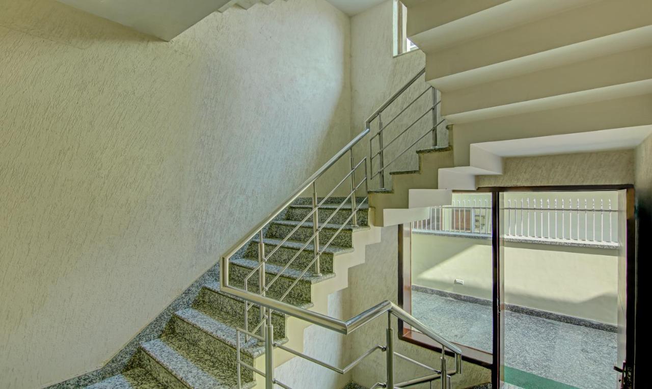 Itsy Hotels Swastika Inn Sector 26 Noida Zewnętrze zdjęcie