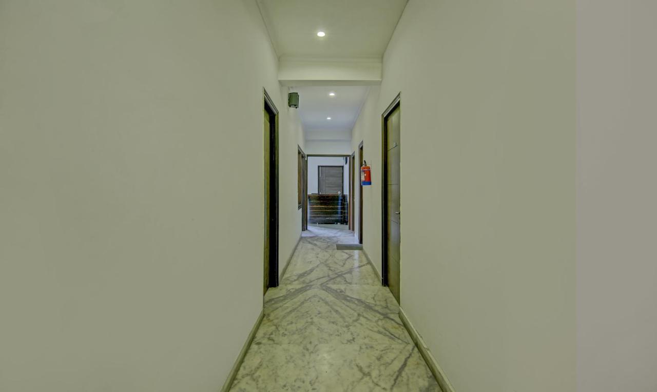 Itsy Hotels Swastika Inn Sector 26 Noida Zewnętrze zdjęcie